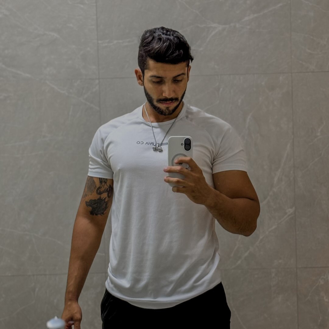 Treinador Renan Leão em ambiente de treino